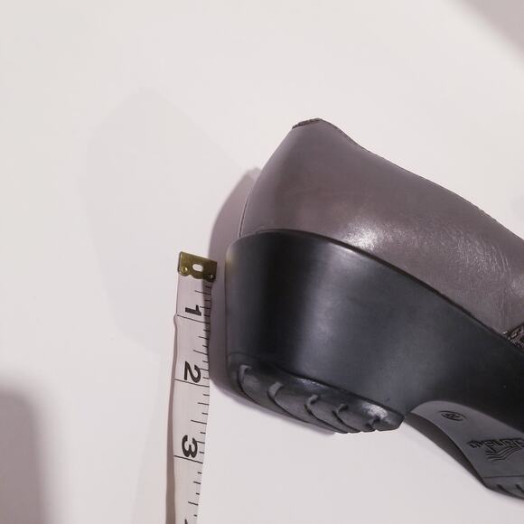 Dansko Leather Slip on Clogs - Picture 9 of 13